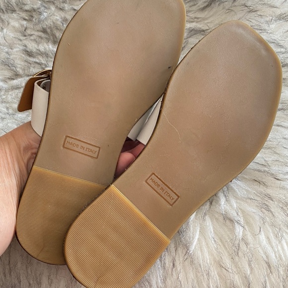 COACH and Four leather strappy White and Gold Slide Sandals - Picture 6 of 12